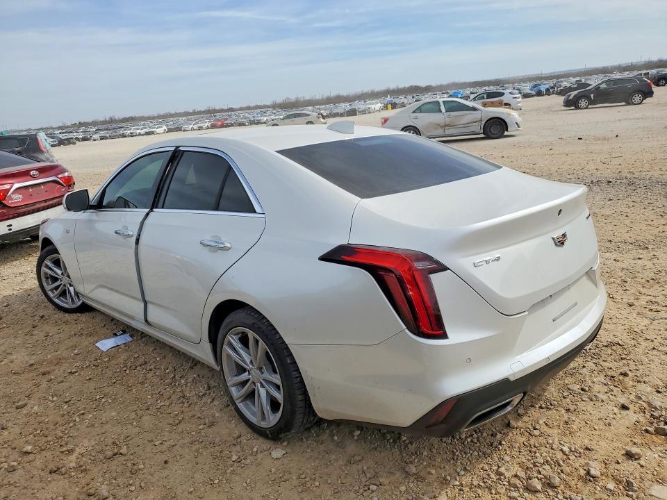 2022 Cadillac CT4 Luxury
