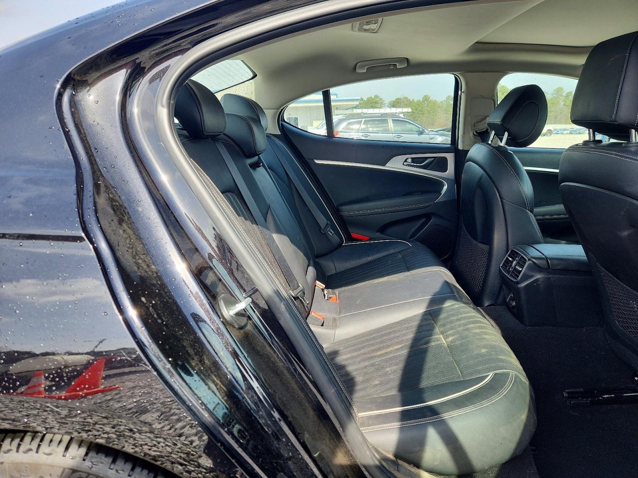 2021 Genesis G70 2.0t