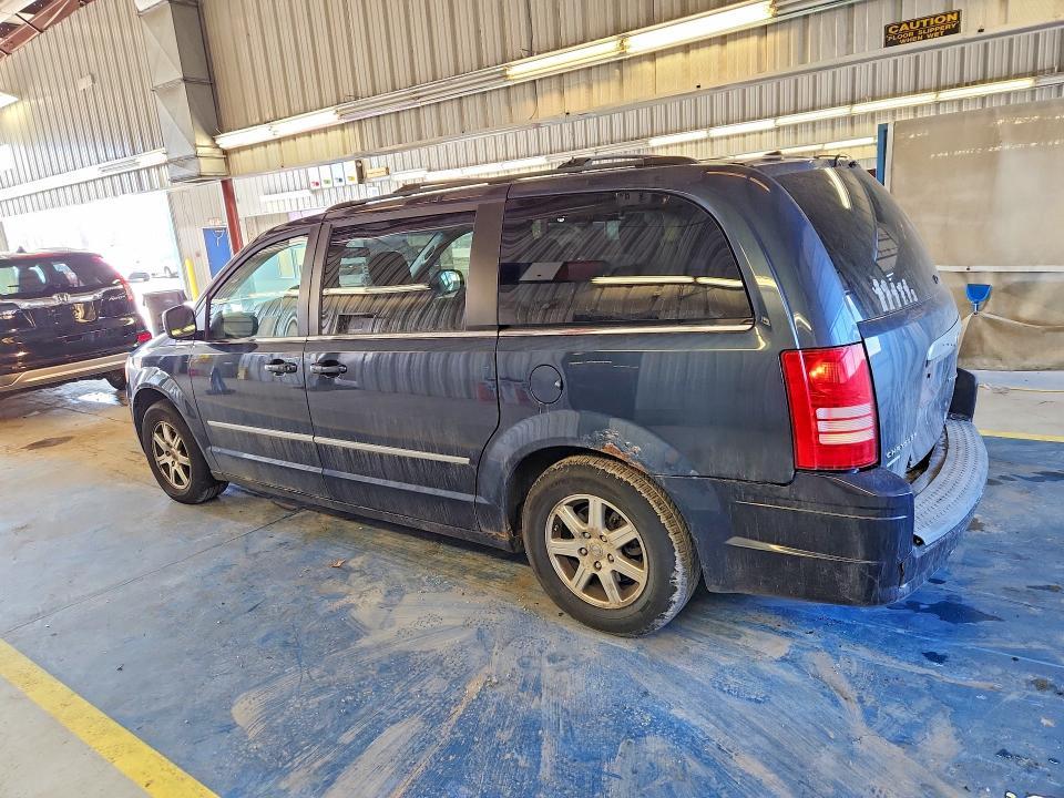 2009 Chrysler Town & Country Touring