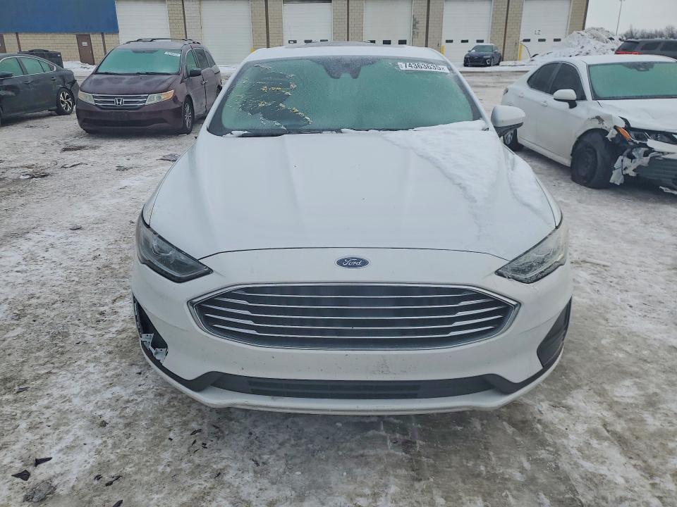 2020 Ford Fusion se