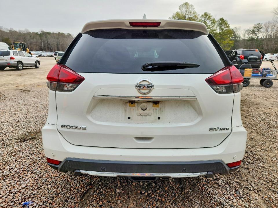 2020 Nissan Rogue s
