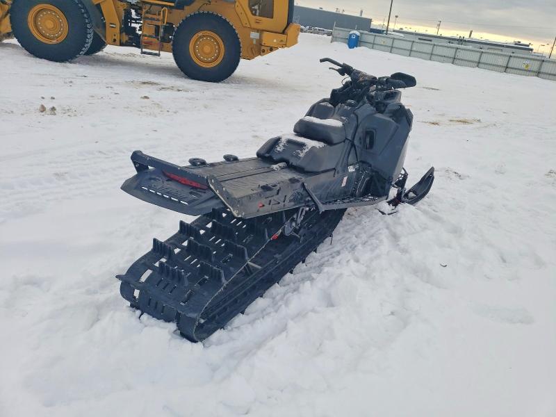 2022 Skidoo OO Summit X