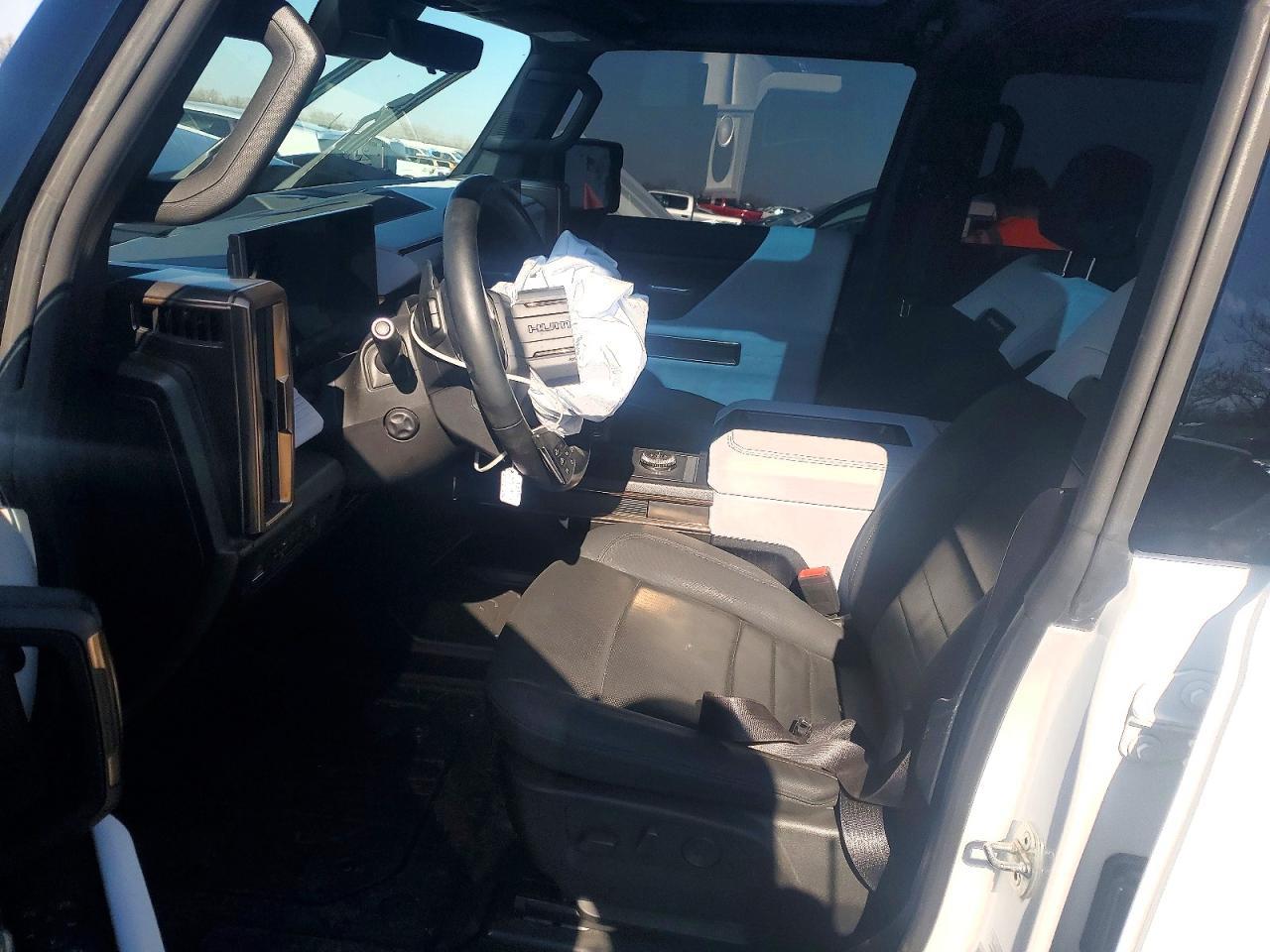 2022 GMC Hummer Pickup Edition 1