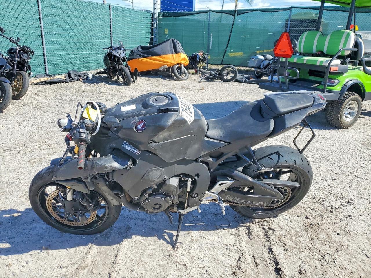 2022 Honda CBR1000 RA