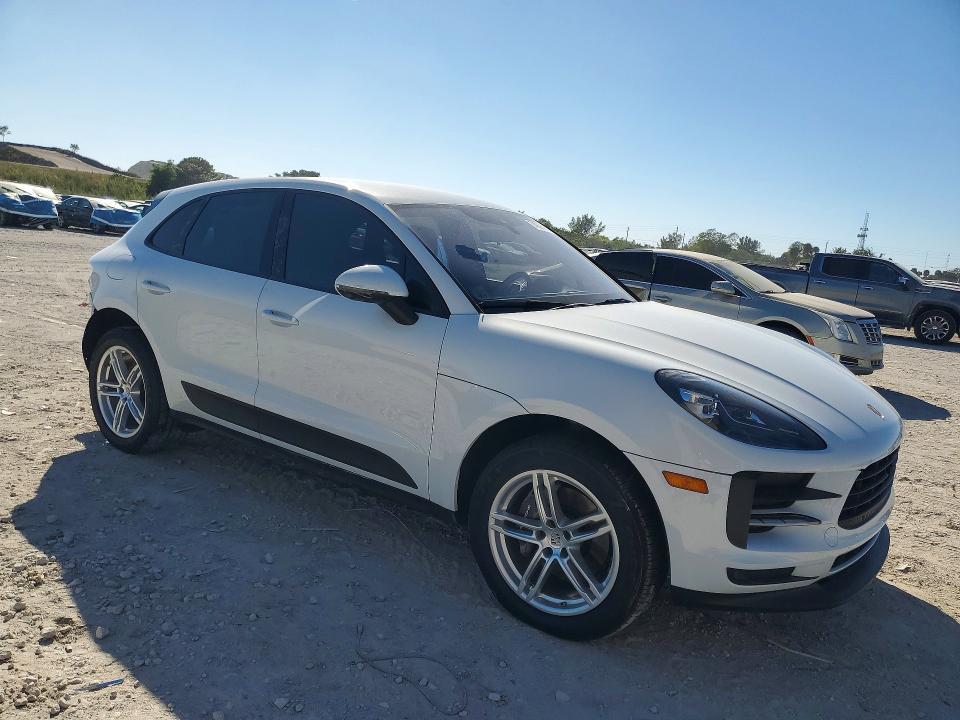 2021 Porsche Macan