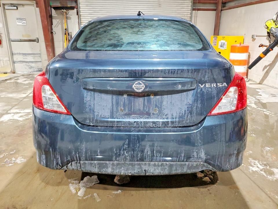 2015 Nissan Versa s