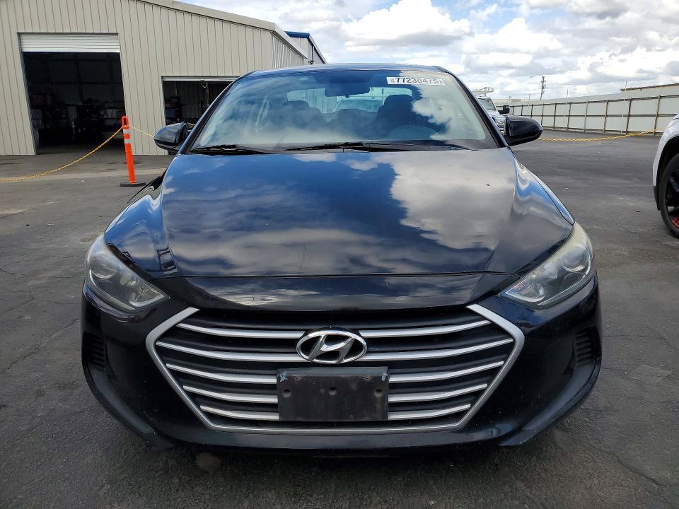 2018 Hyundai Elantra se