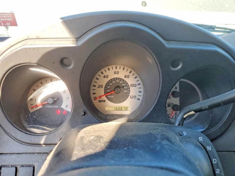 2004 Nissan Frontier King cab xe