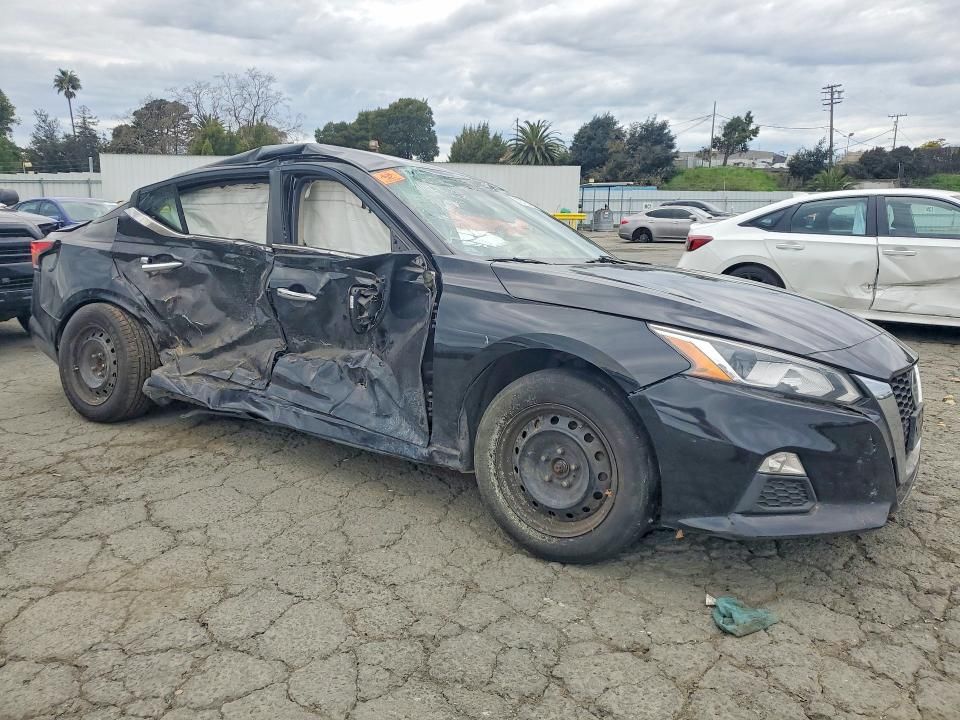 2020 Nissan Altima s