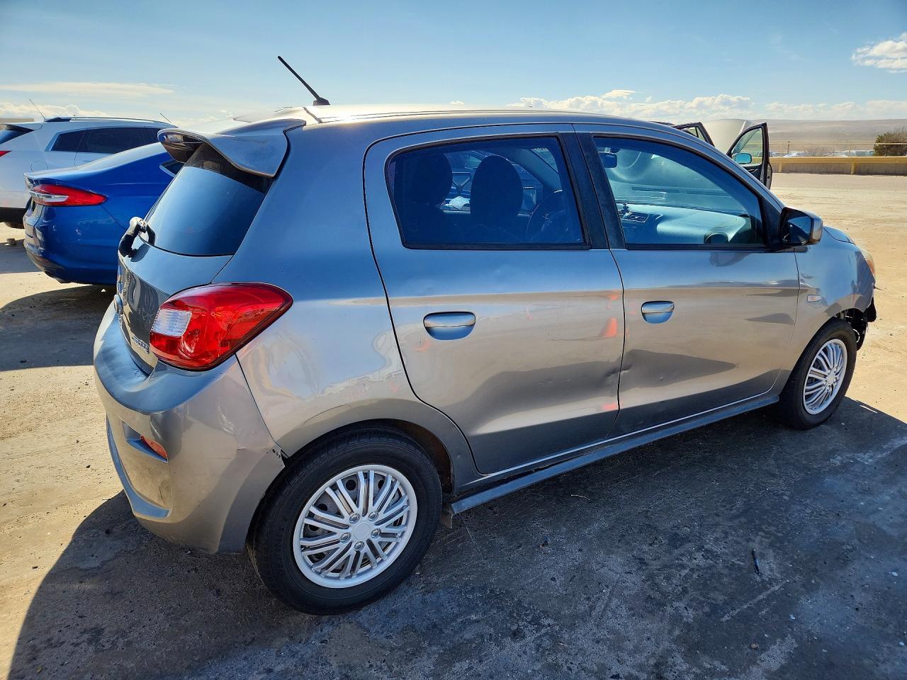 2017 Mitsubishi Mirage es