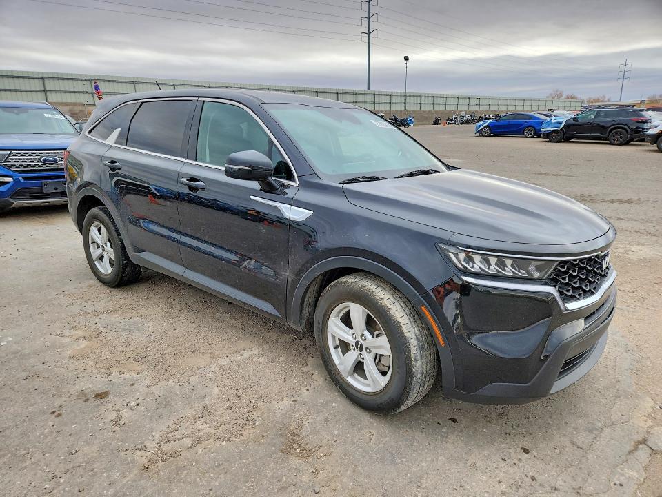2023 KIA Sorento lx