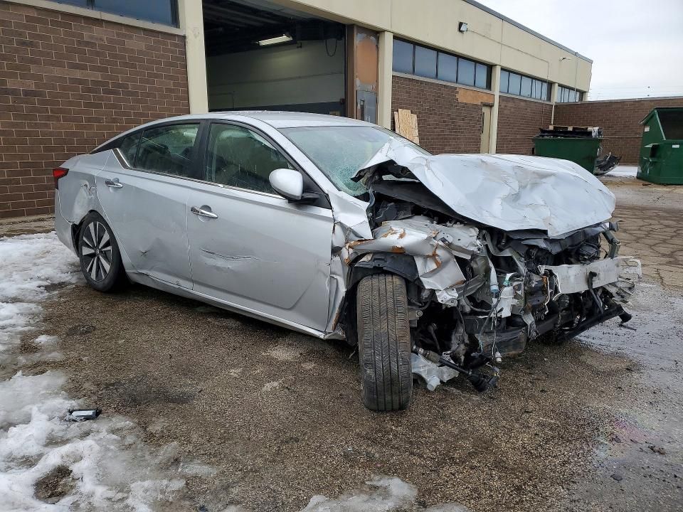 2021 Nissan Altima 2.5 sv
