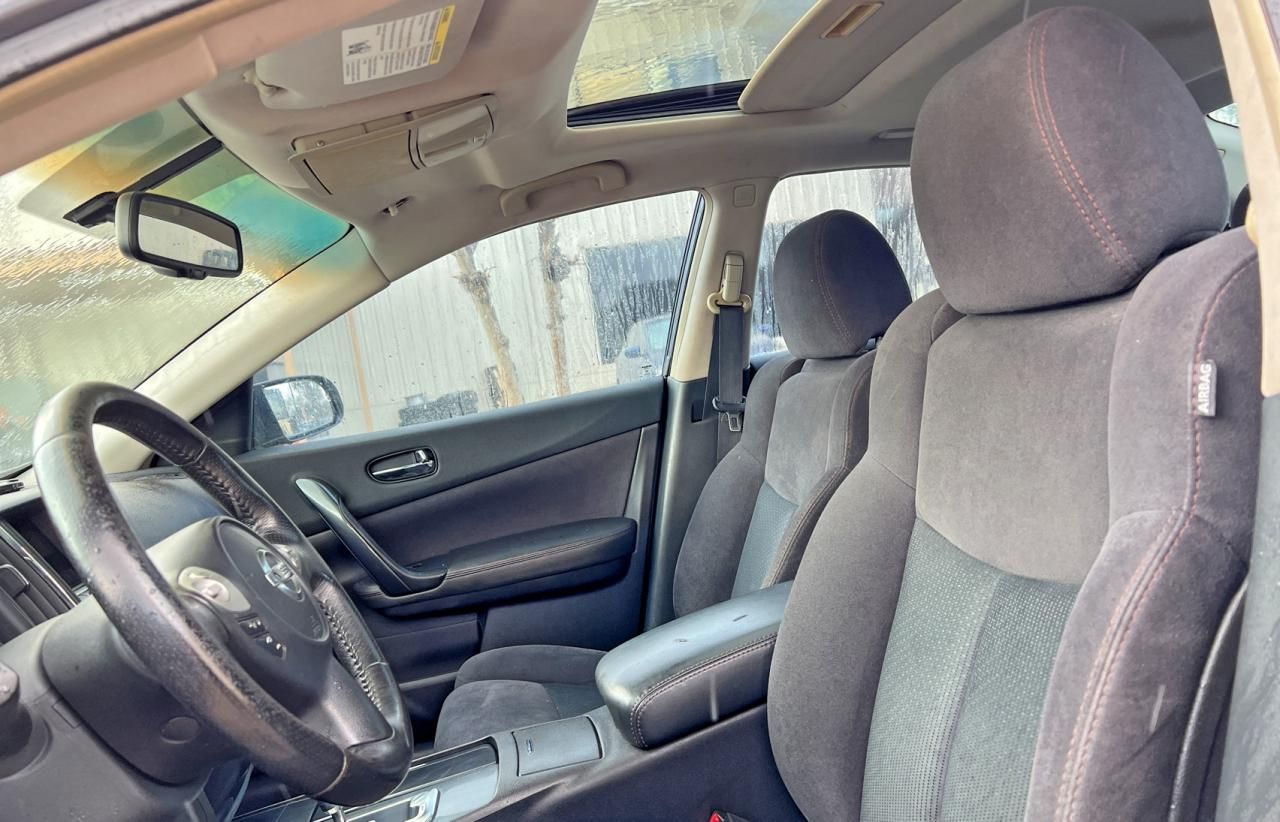 2012 Nissan Maxima s