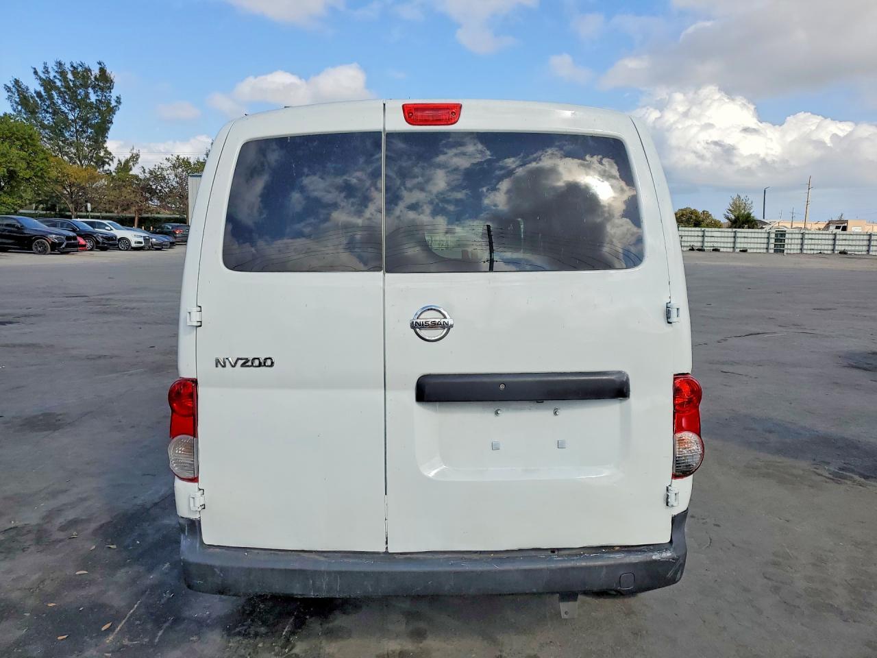 2019 Nissan NV200 S
