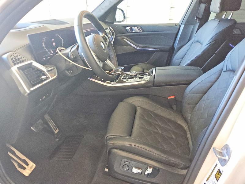 2026 BMW X5 M60i