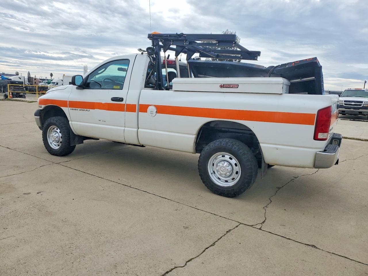 2005 Dodge RAM 2500 ST