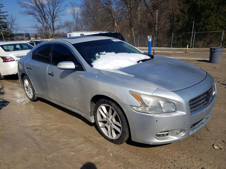 2010 Nissan Maxima 3.5 s