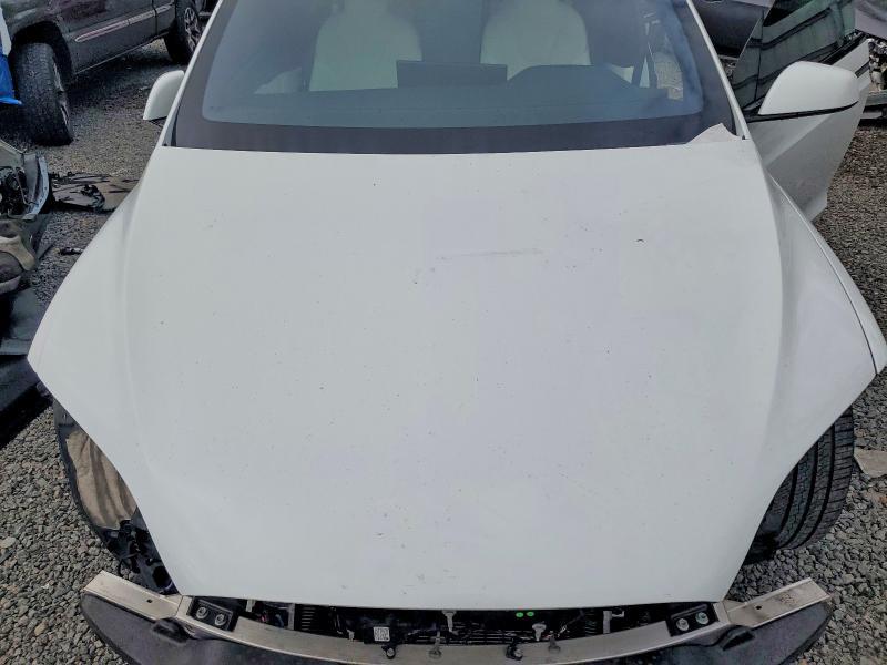 2022 Tesla Model x
