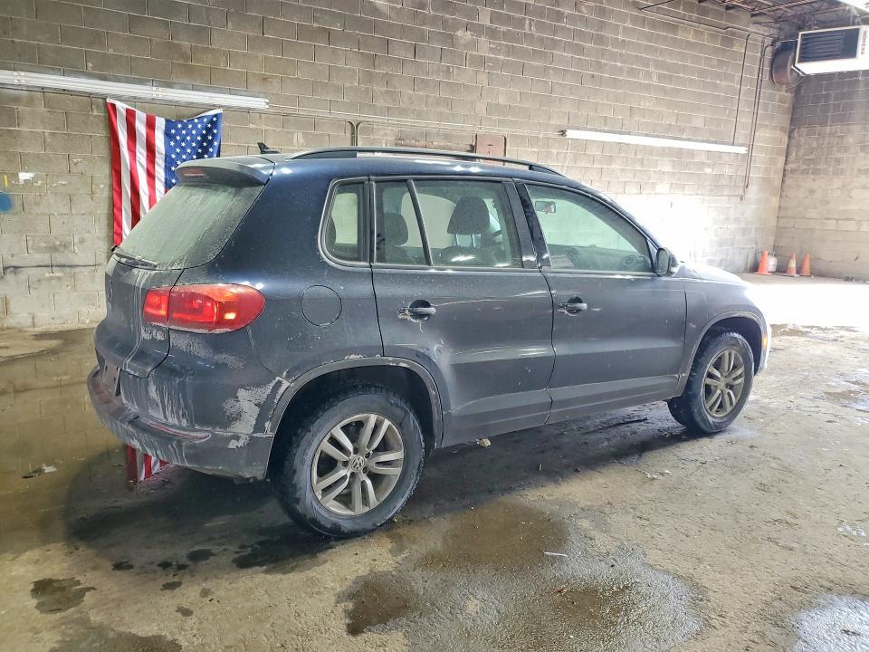 2015 Volkswagen Tiguan s