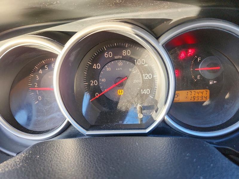2009 Nissan Versa s