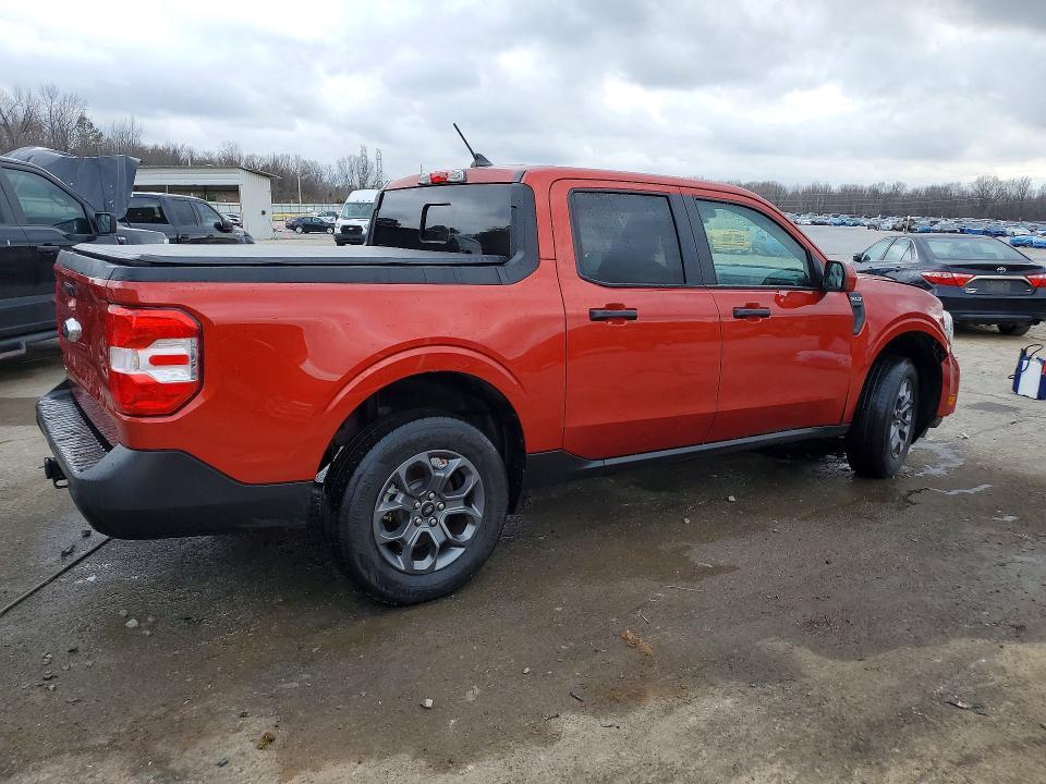 2023 Ford Maverick XL