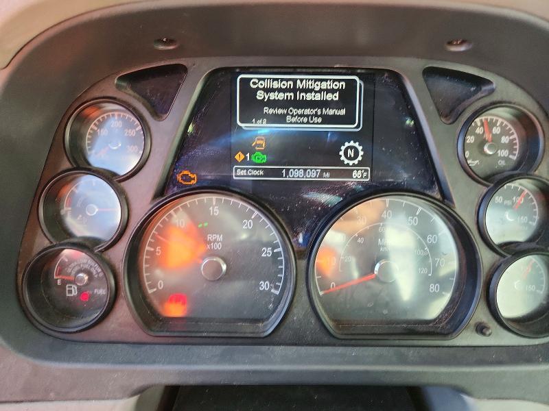 2018 Peterbilt 579 Semi Truck