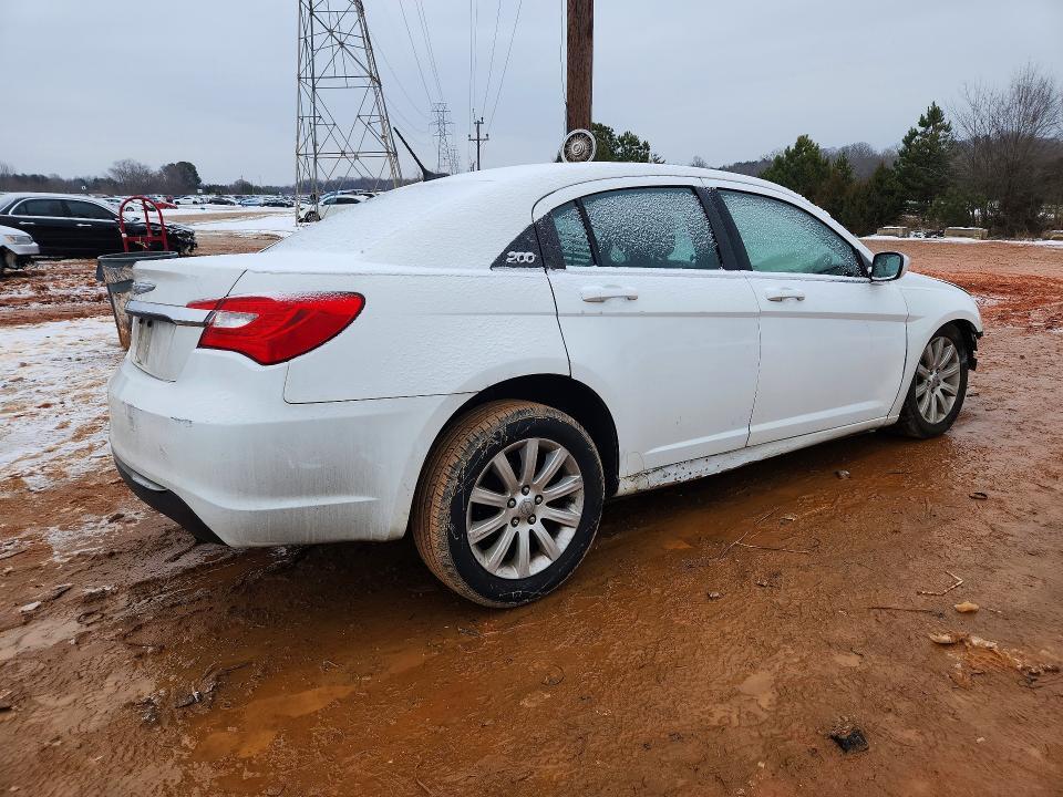 2013 Chrysler 200 Touring