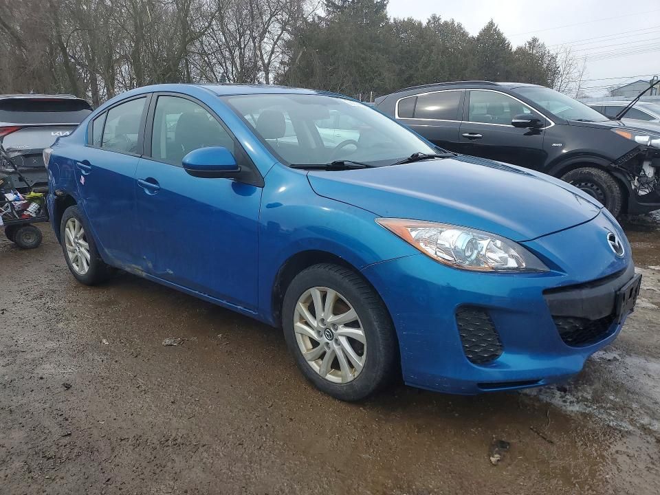 2013 Mazda 3 I