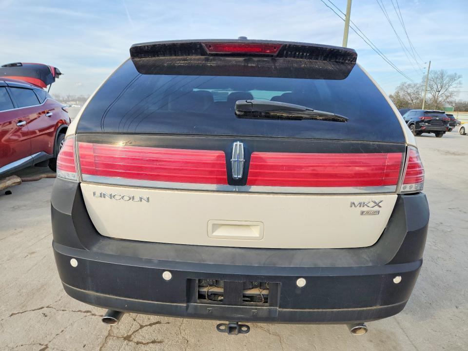 2008 Lincoln Townhouse MKX
