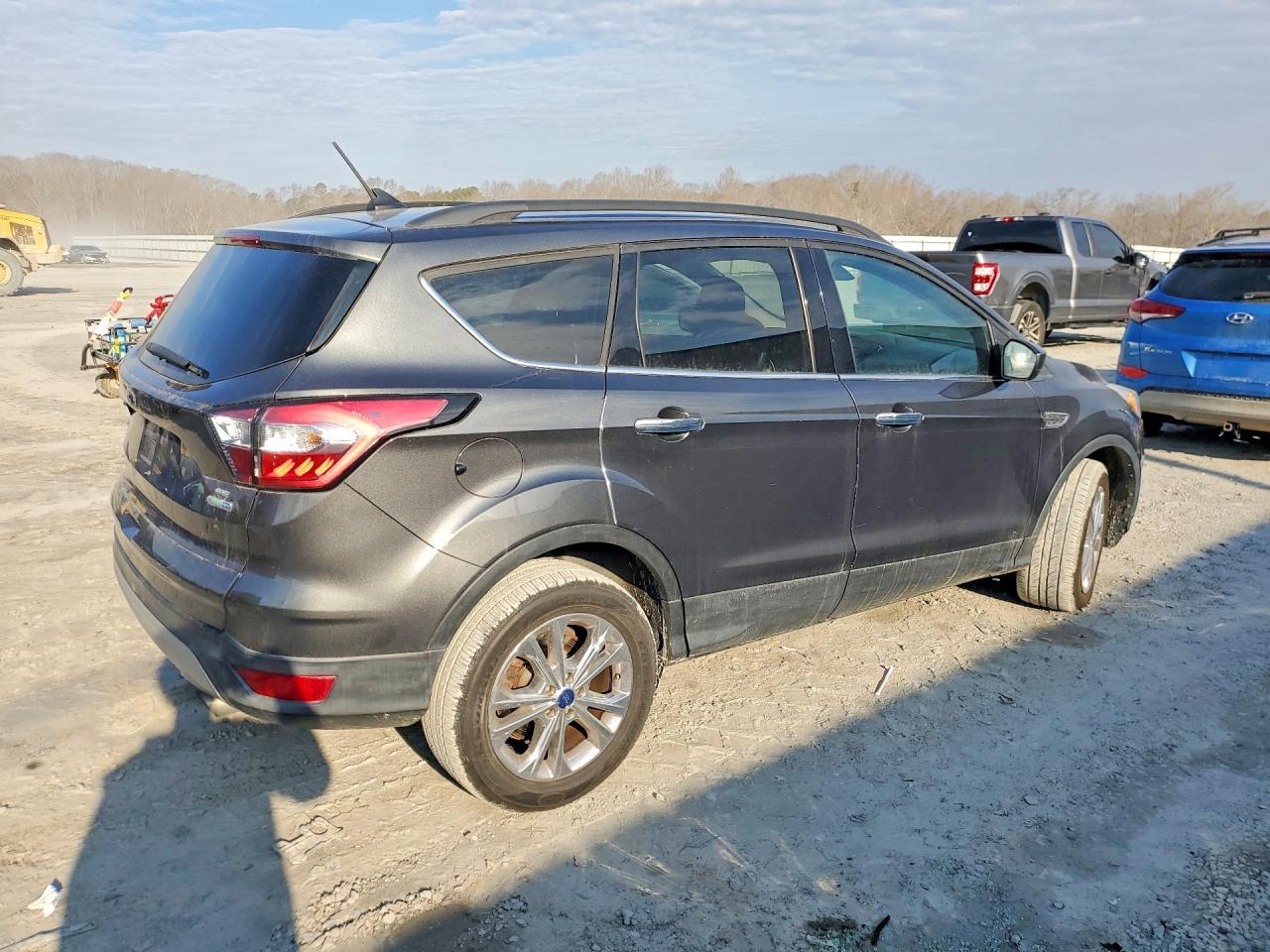 2018 Ford Escape se