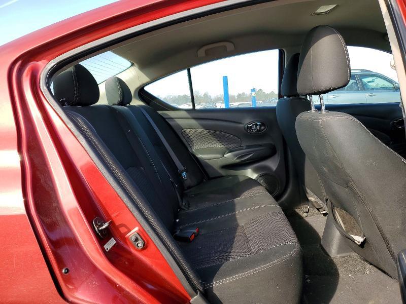 2018 Nissan Versa s