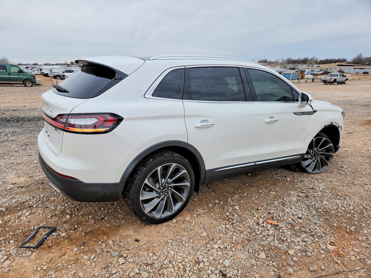 2020 Lincoln Nautilus Reserve
