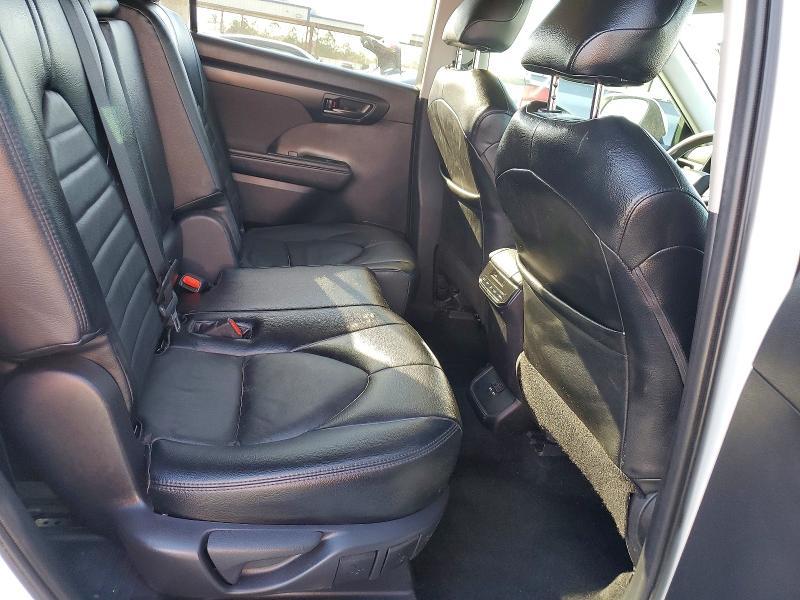 2020 Toyota Highlander l