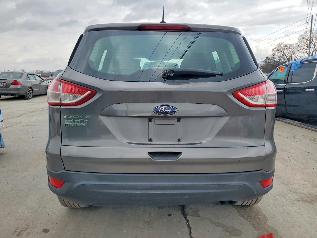 2013 Ford Escape s