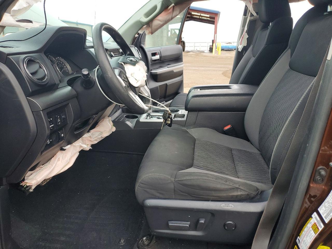 2016 Toyota Tundra SR5