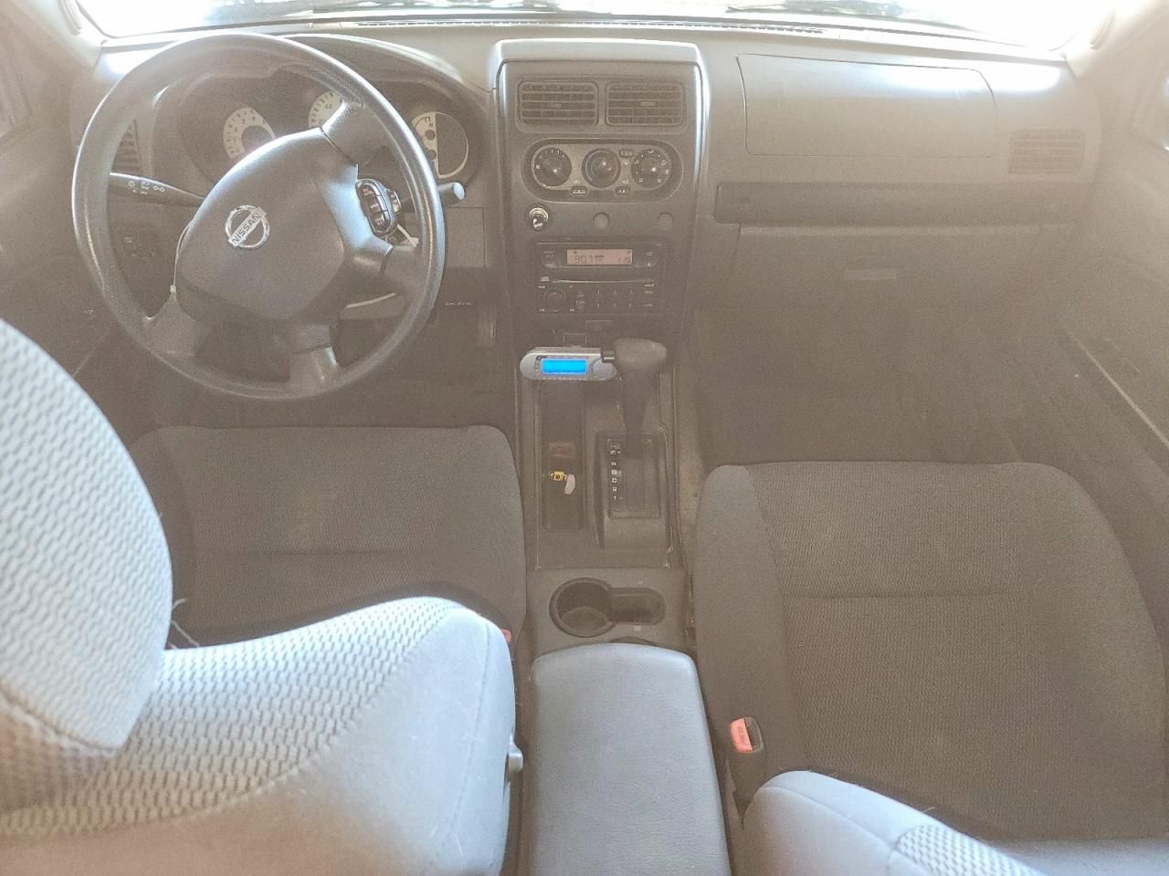 2004 Nissan Frontier Xe-v6