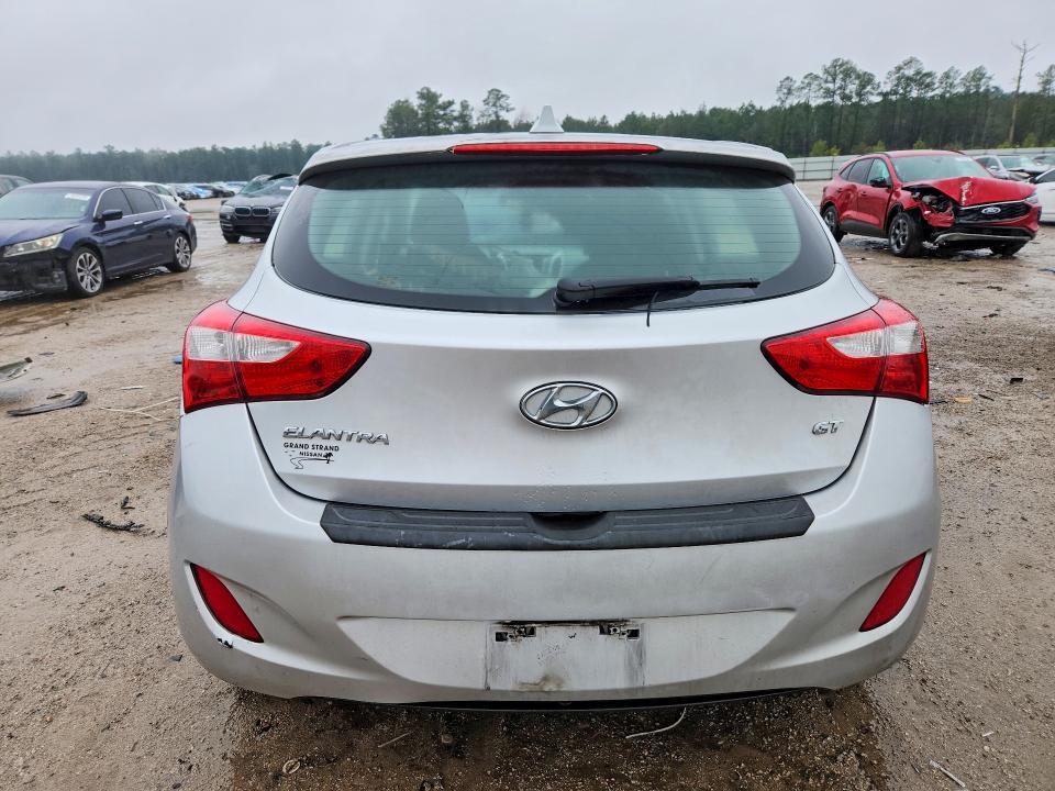 2013 Hyundai Elantra gt Base