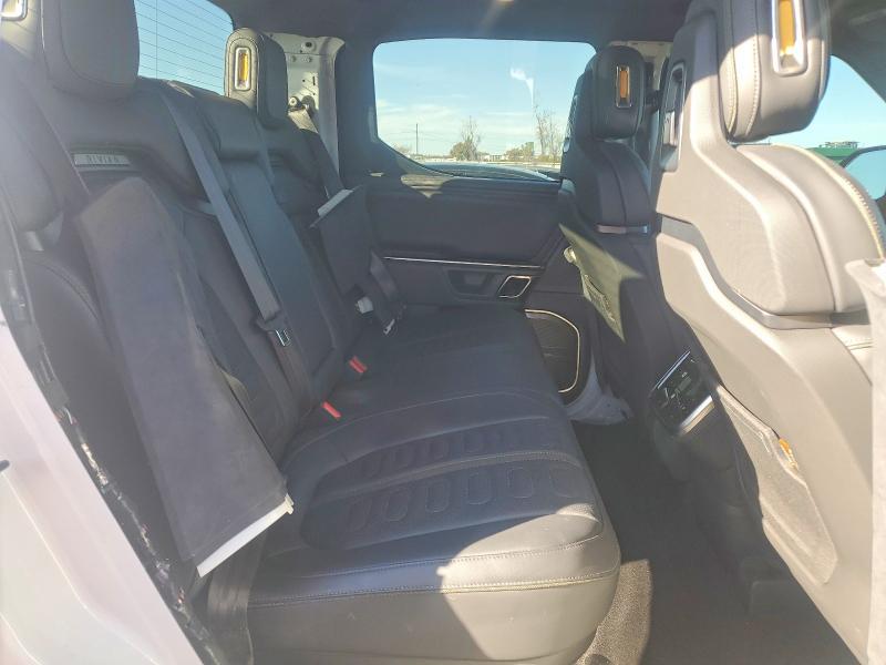 2023 Rivian R1T Adventure