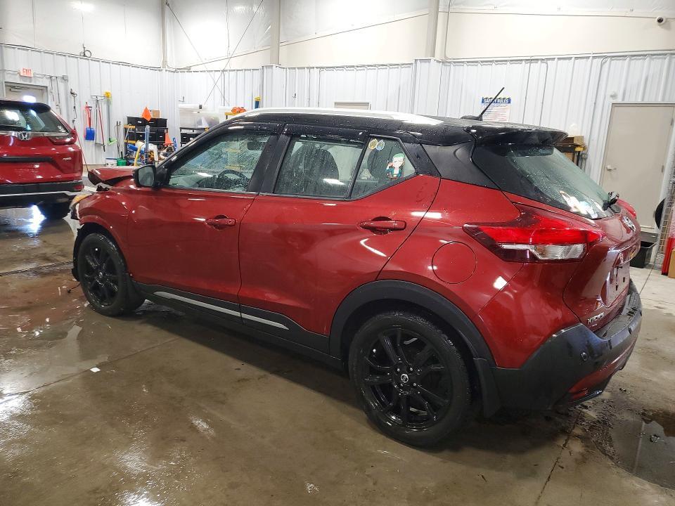 2020 Nissan Kicks sr