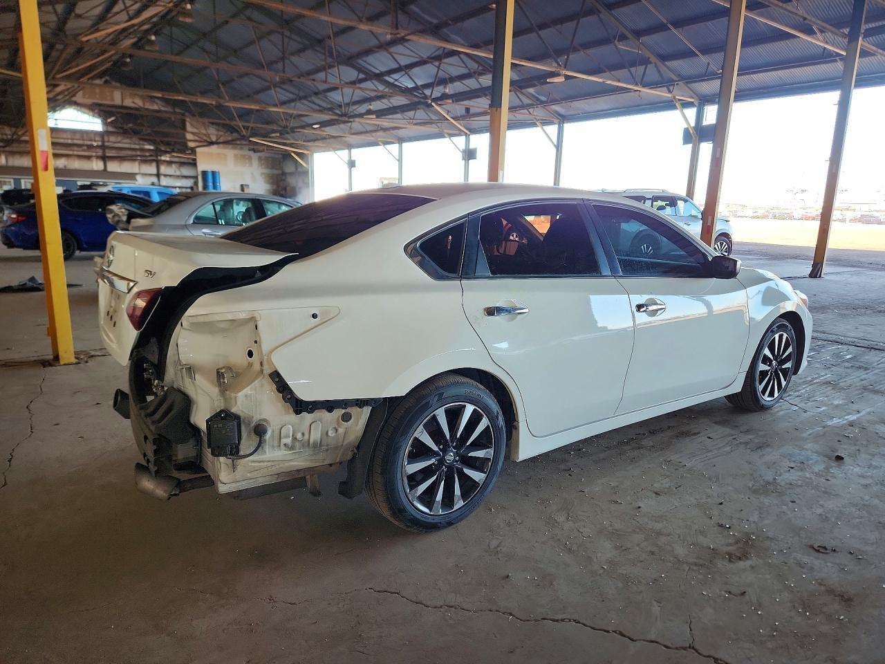 2018 Niss Altima 2.5 sv