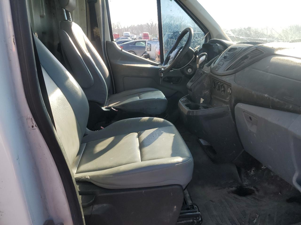 2018 Ford Transit T-250