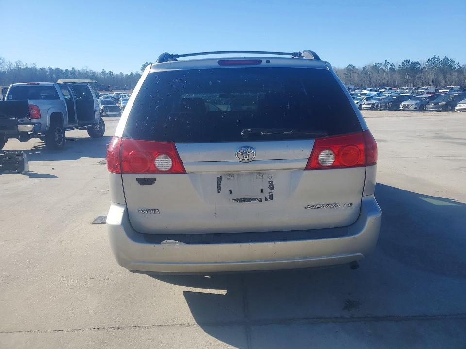 2006 Toyota Sienna ce