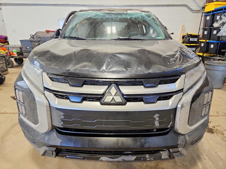 2021 Mitsubishi Rvr se