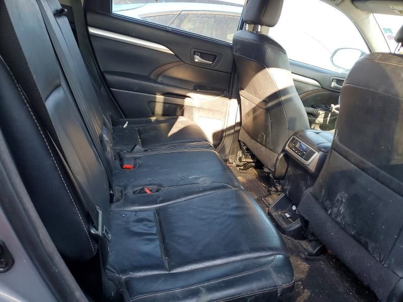 2014 Toyota Highlander xle