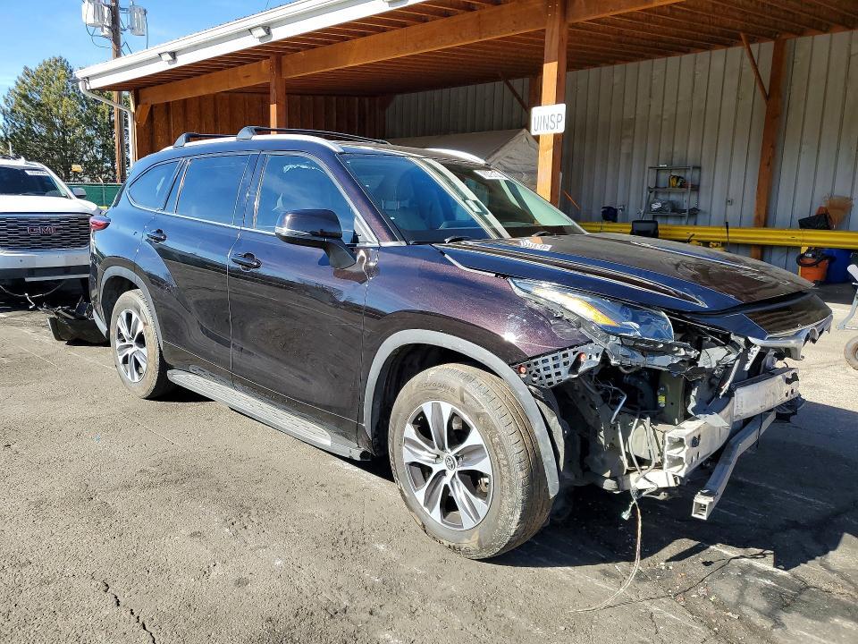 2022 Toyota Highlander xle