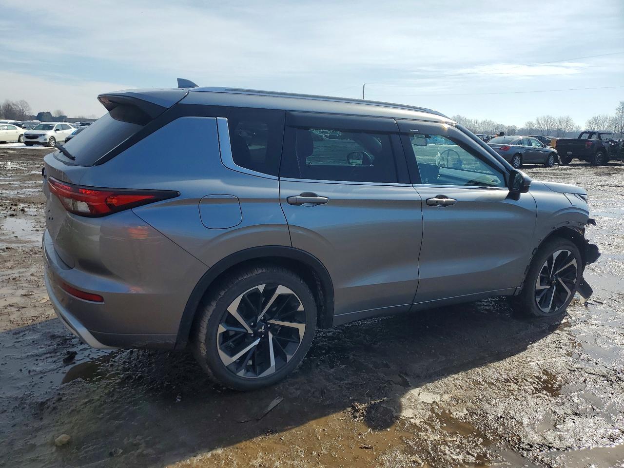 2022 Mitsubishi Outlander sel