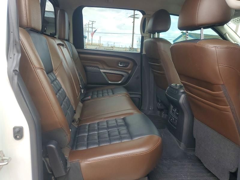 2016 Nissan Titan xd sl