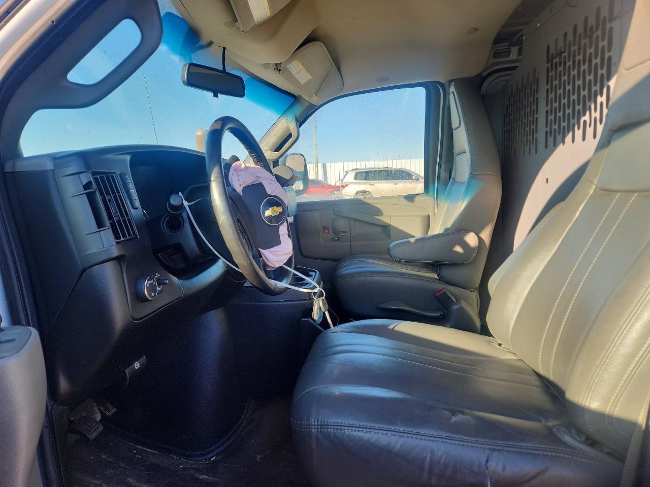 2021 Chevrolet Express 2500 Cargo Delivery Van