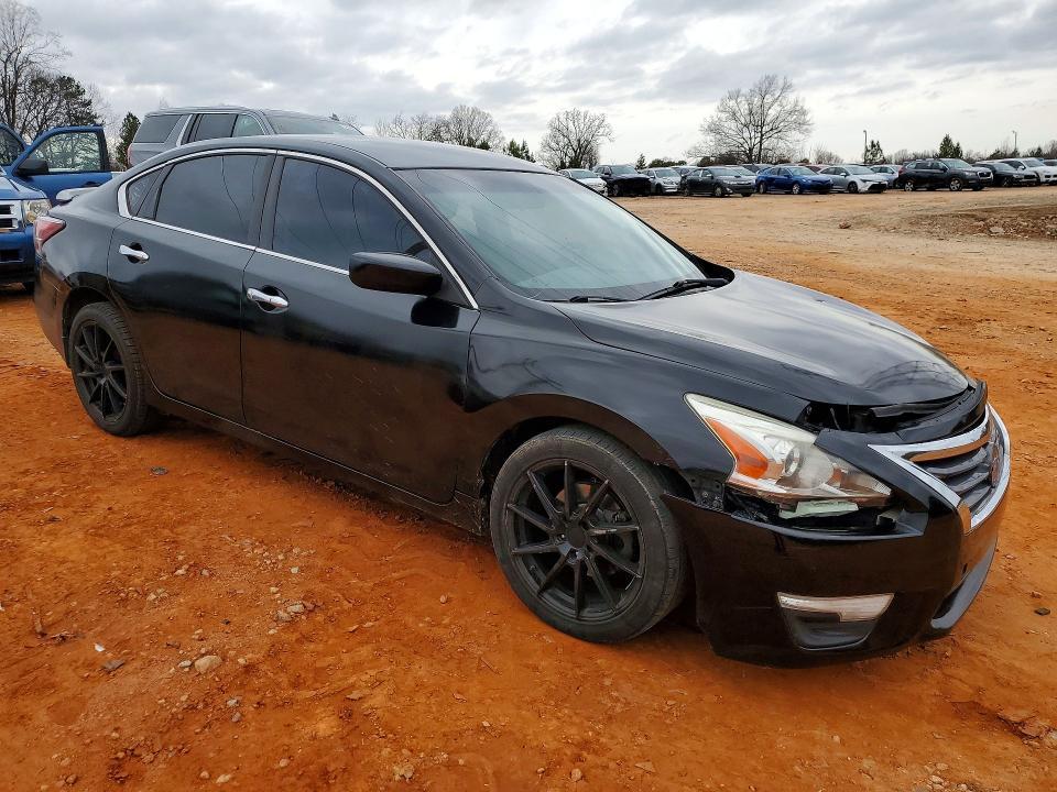 2014 Niss Altima 2.5 s