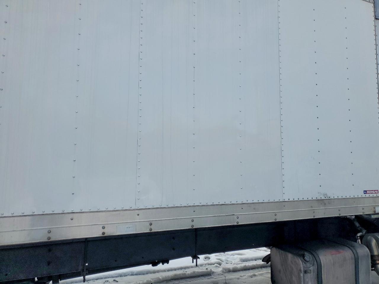 2016 Freightliner Business Class M2 BOX Truck